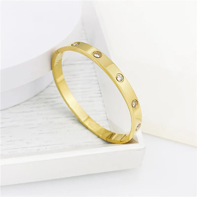 2023 New Design Gold Color Zircon and Cross Nut Nail Bracelet Gold & Bangle for Woman Stainless Steel Screw Brand Jewelry