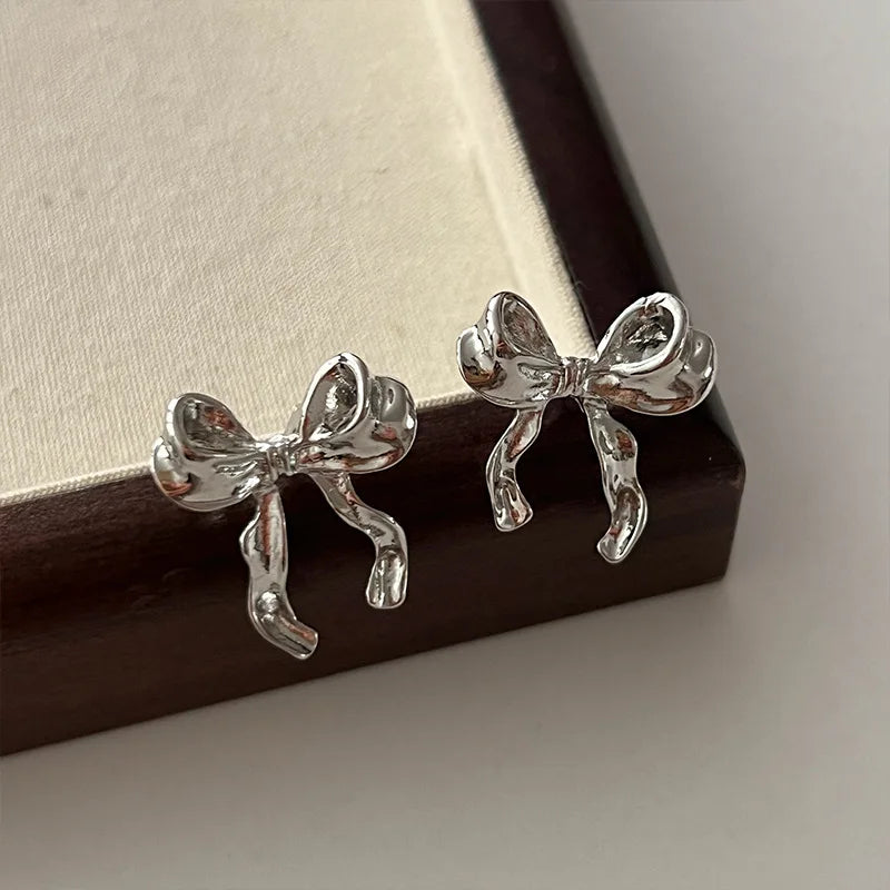 Design Sweet and Cool Style Bow Knot Earrings Women'S Simple Elegant Jewelry Gifts Dropshipping