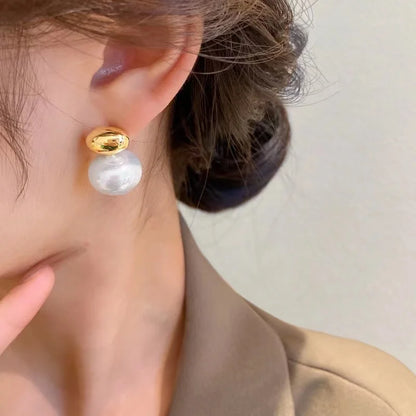 2023 New French Elegant Gold Color Bean Spliced Flat Pearl Earrings for Korean Fashion Jewelry Party Women'S Sweet Accessories